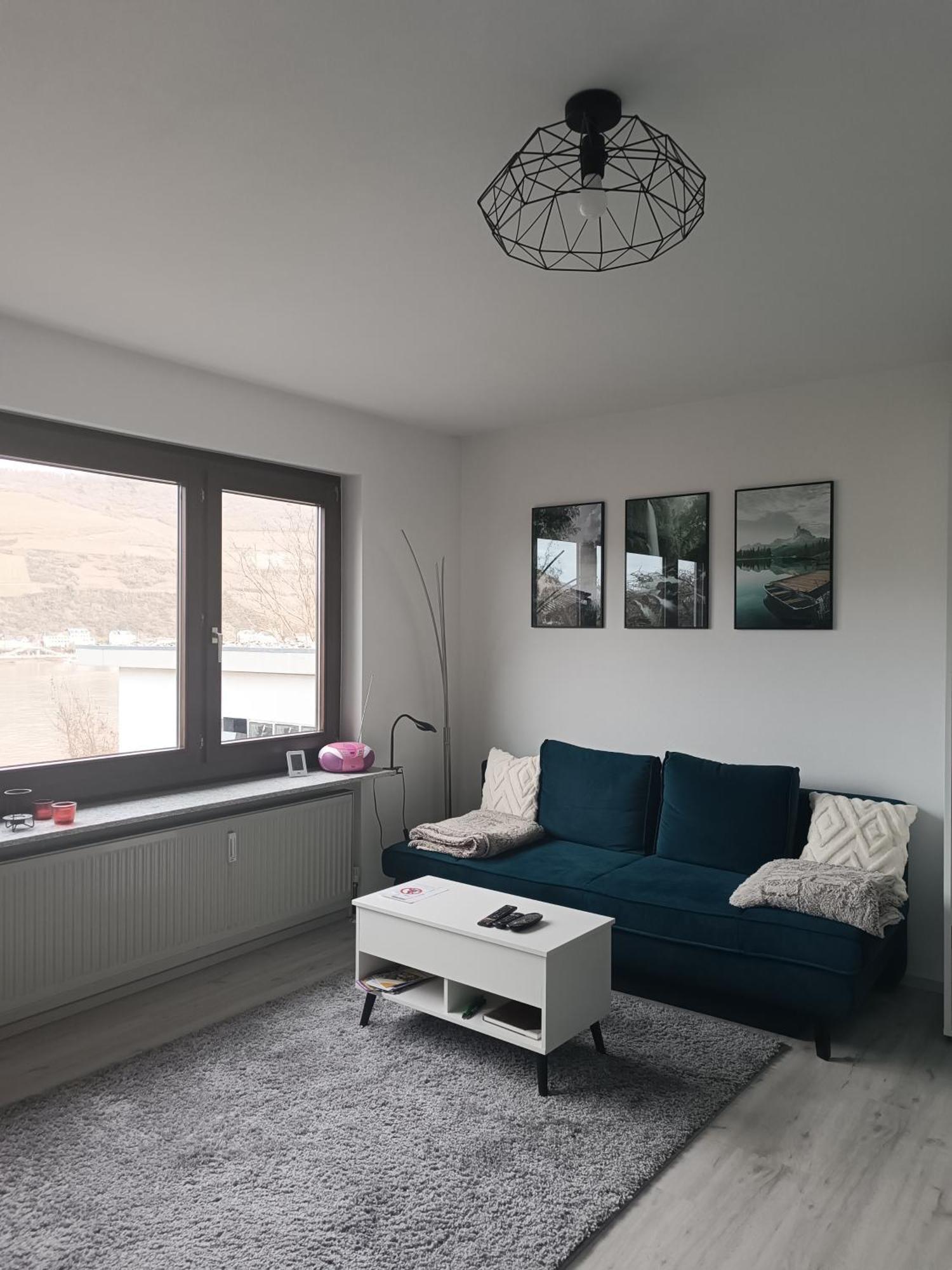 Apartment Mit Rheinblick Oberdiebach Exterior foto